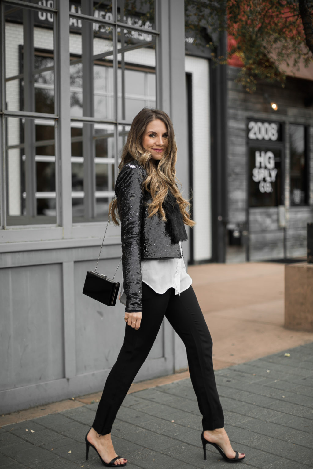 RACHEL ZOE WINTER BOX OF STYLE 2019 // CHIC AT EVERY AGE  Winter outfit  inspiration, Rachel zoe, Dallas fashion blogger