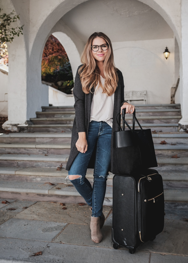 7 Comfy Airport Outfits that Are Perfect for Traveling - MY CHIC OBSESSION
