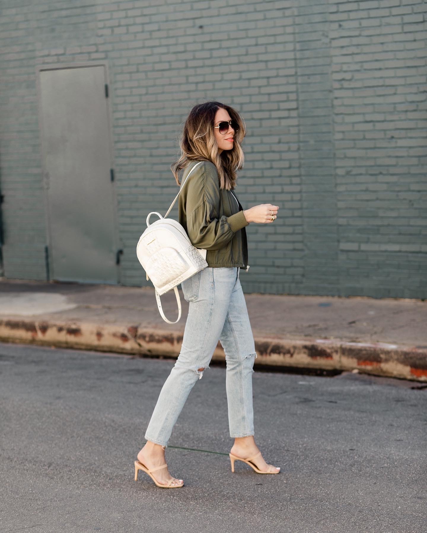 how-i-style-my-green-bomber-jacket-the-teacher-diva-a-dallas-fashion